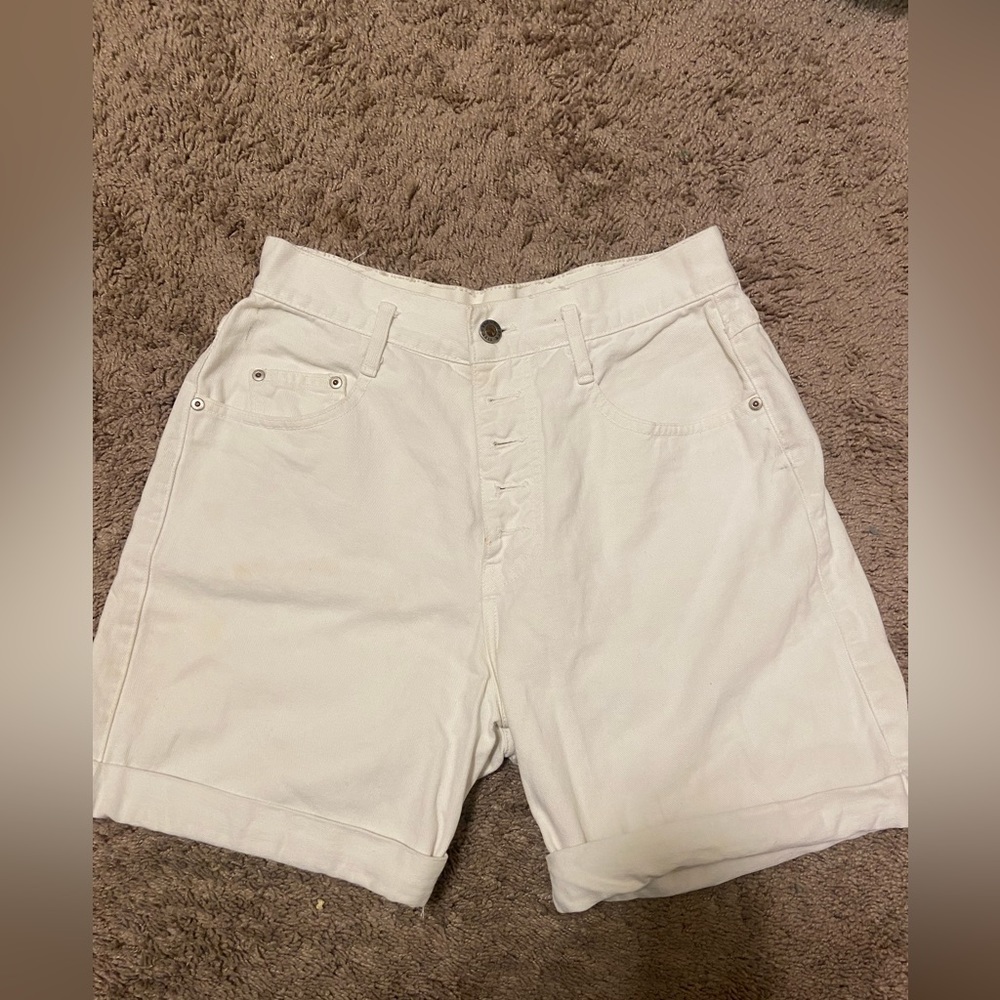 High waisted vintage white shorts size Medium